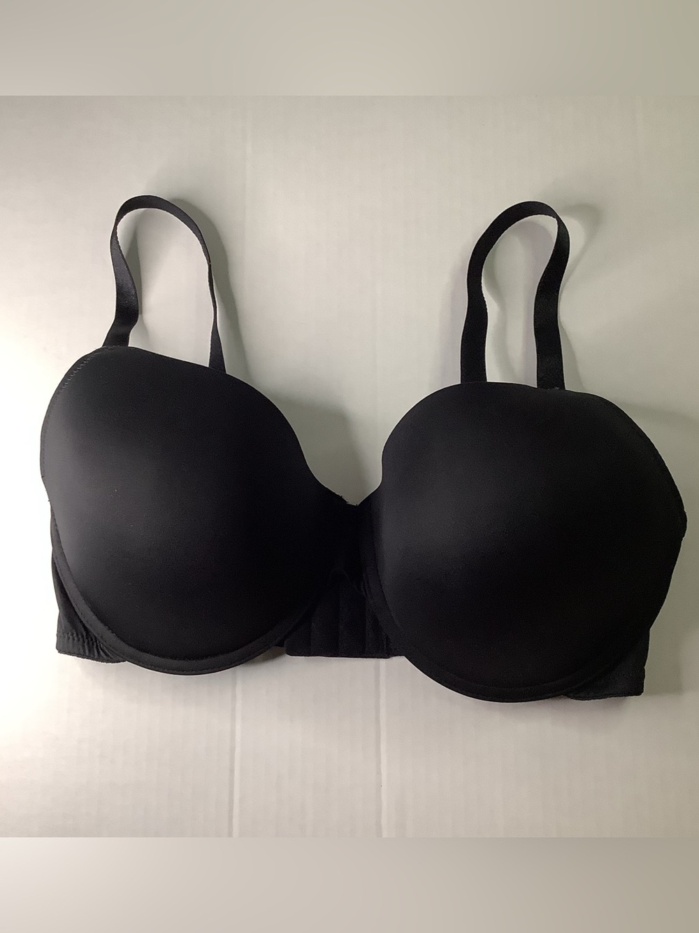 Maidenform Black Molded Push up Bra 38D